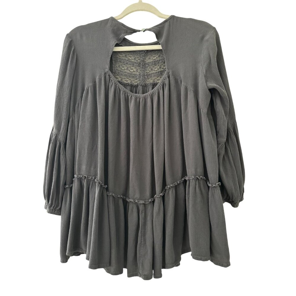 Attic Salt Womens Boho Crochet Pleated Tunic Blouse Size M Gray Rayon Flowy